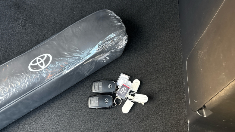 Toyota Yaris Cross 1.5 Hybrid Design 5dr CVT Hybrid Estate